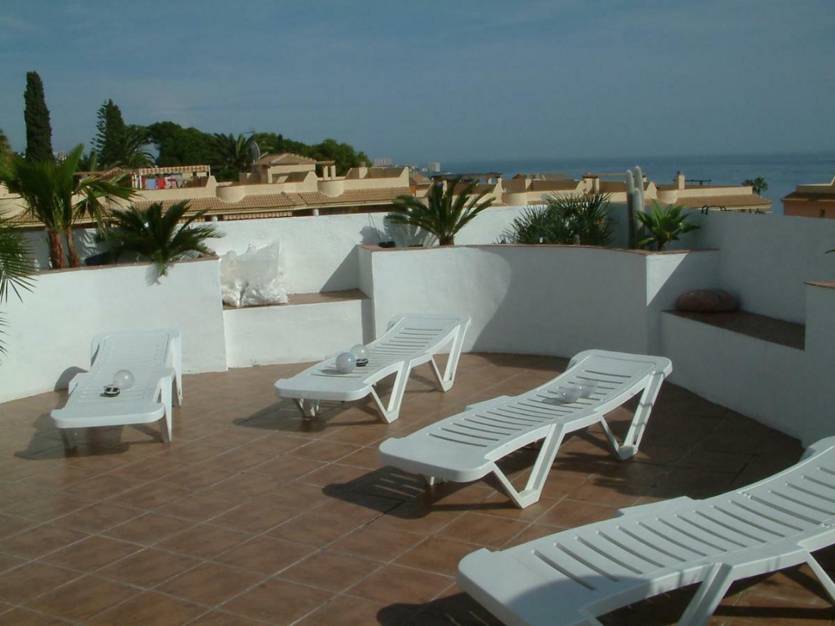 Appartement Penthouse With Private Roof Terrace And Jacuzzi à Fuengirola Extérieur photo