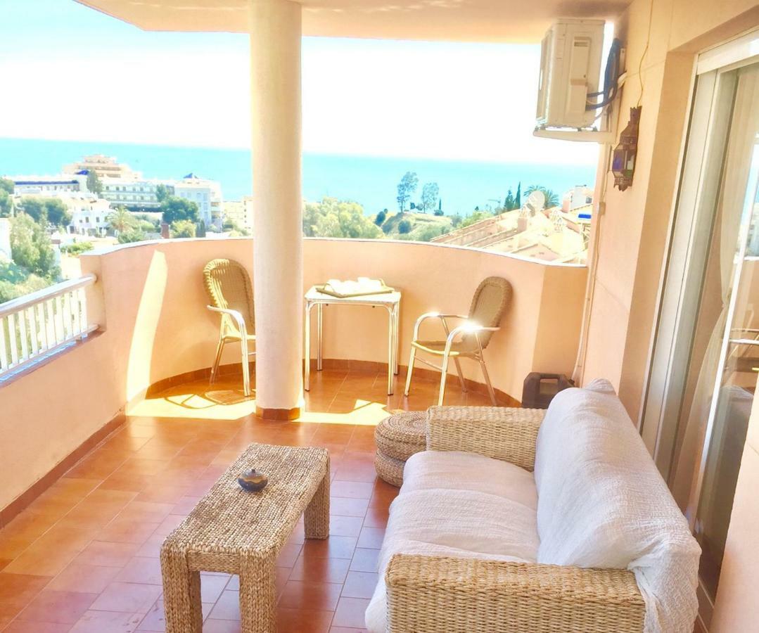 Appartement Penthouse With Private Roof Terrace And Jacuzzi à Fuengirola Extérieur photo